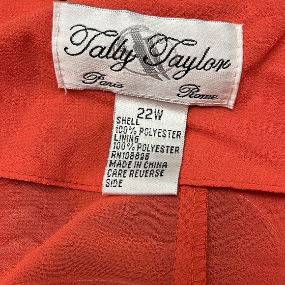 TALLY TAYLOR three piece, nearly floor length skirt, sleeveless blouse, jacket - Picture 5 of 5